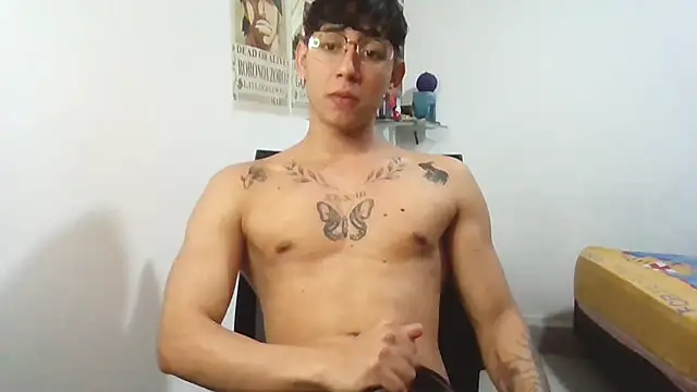 Dillom420 online show from 02/11/25, 08:52