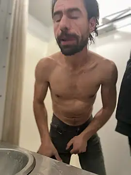 Snapshot of Natural_sexy33 chatting on 01/16/25, 09:30 Natural sexy33 online show from 01/16/25, 09:30