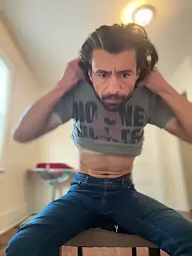 Snapshot of Natural_sexy33 chatting on 03/02/25, 09:43 Natural sexy33 online show from 03/02/25, 09:43