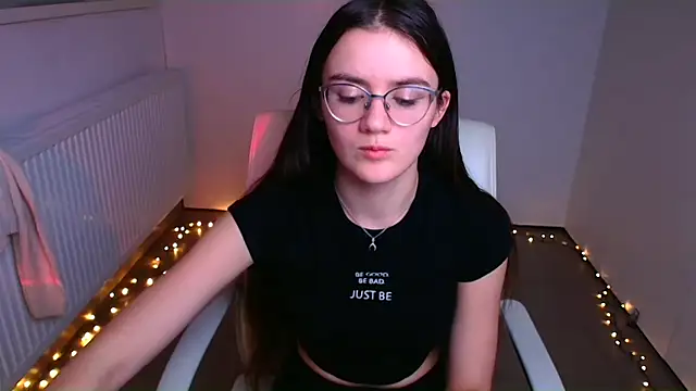 Josephine jo online show from 01/11/25, 04:38