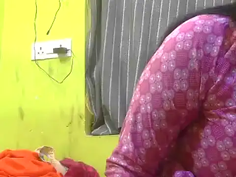 Snapshot of CUTYHINA_001 chatting on 12/11/24, 10:58 CUTYHINA 001 online show from 12/11/24, 10:58