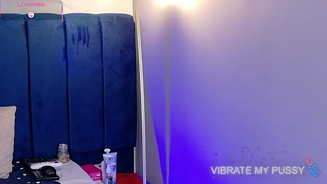 ebonydreams01 online show from 03/26/26, 11:27