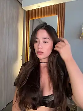 FridaKlein online show from 12/05/24, 09:39