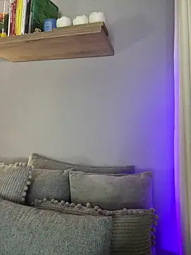 FridaKlein online show from 12/07/24, 01:14