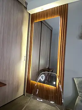 FridaKlein online show from 12/28/24, 12:36