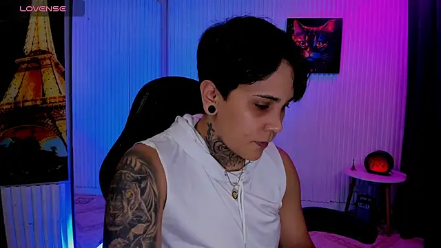 ZhoeStrong online show from 04/15/26, 11:05