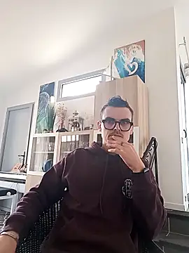 GLouglou19 online show from 03/02/26, 02:02