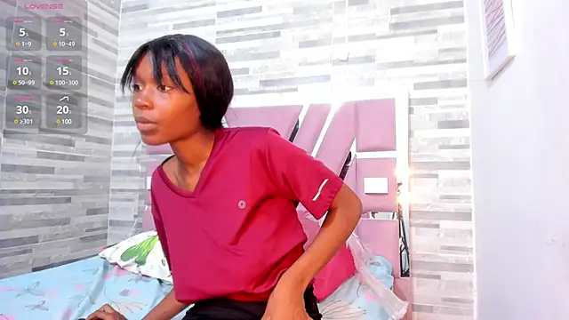 ebony march online show from 02/05/25, 06:37