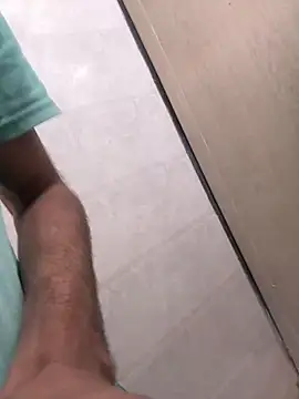 Snapshot of SinfulSensation chatting on 02/01/25, 09:11 SinfulSensation online show from 02/01/25, 09:11