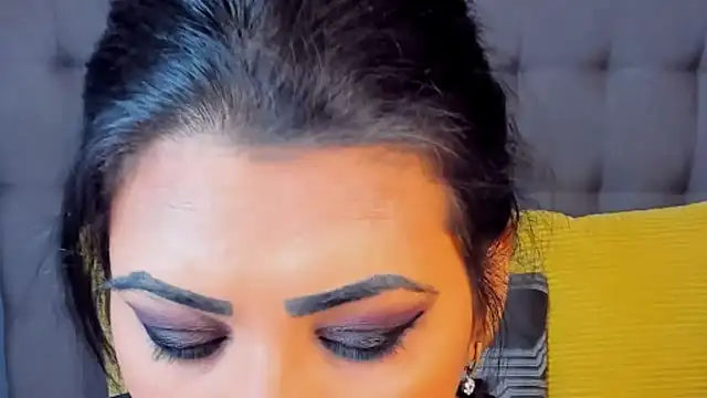 AmyCubes online show from 12/18/25, 06:52