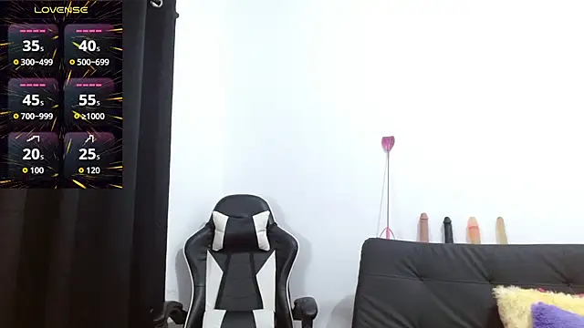 Kiara-Rider online show from 10/07/25, 04:42