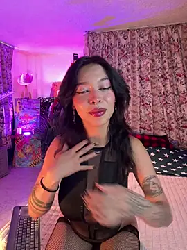 Kitty arts online show from 05/17/26, 07:10