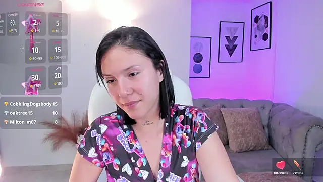 kendaall jenner  online show from 12/11/24, 05:00