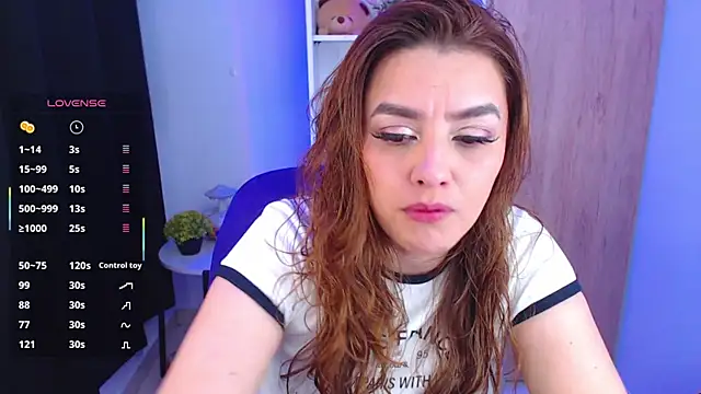 Snapshot of Lu_perez chatting on 06/30/26, 01:28 Lu perez online show from 06/30/26, 01:28