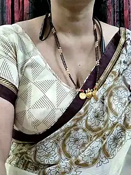 bhuvana555 online show from 12/04/25, 06:12