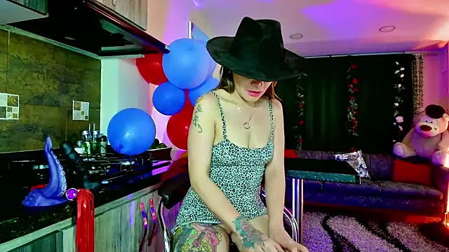 oriana thomson2 online show from 03/01/25, 02:15