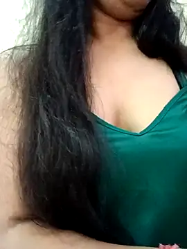 Snapshot of Rina777o chatting on 02/14/25, 09:34 Rina777o online show from 02/14/25, 09:34