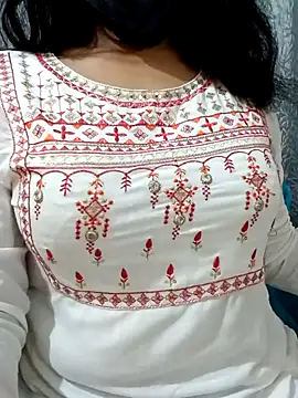 Snapshot of Rina777o chatting on 10/05/25, 06:06 Rina777o online show from 10/05/25, 06:06