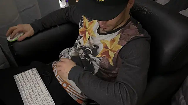 hot shot 13 online show from 01/15/25, 10:24