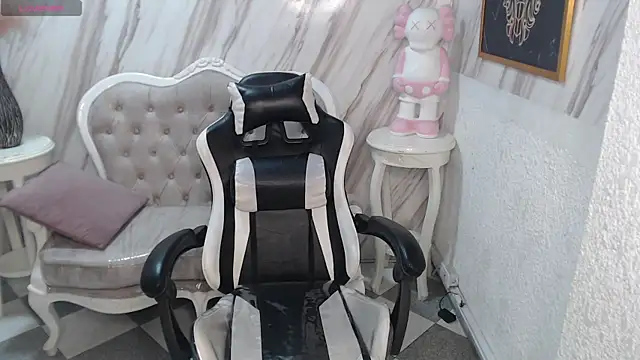 Violeth b online show from 03/15/25, 12:45