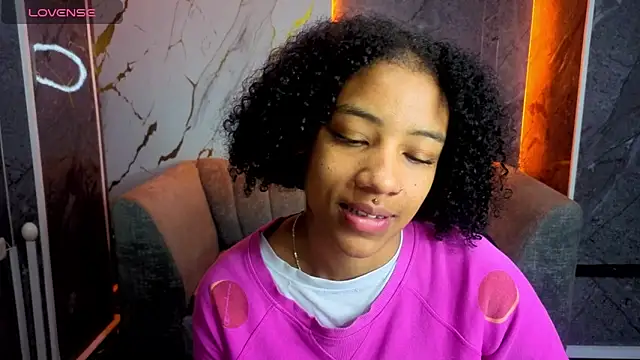 Violeth b online show from 11/15/25, 12:45