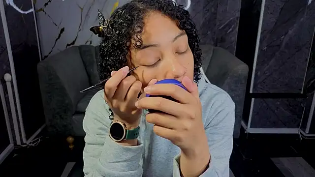 Violeth b online show from 12/21/25, 12:34