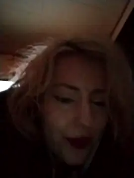 SkarlettRose96 online show from 02/05/26, 03:44