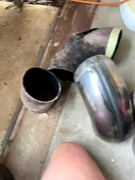 Snapshot of ausbod chatting on 10/24/25, 10:17 ausbod online show from 10/24/25, 10:17