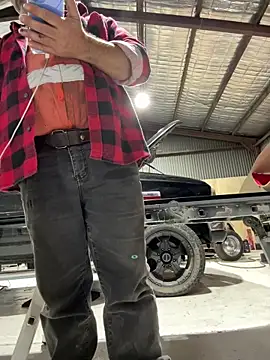 Snapshot of ausbod chatting on 03/28/26, 05:12 ausbod online show from 03/28/26, 05:12