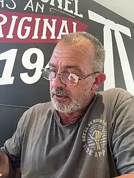 Snapshot of ausbod chatting on 03/29/26, 05:18 ausbod online show from 03/29/26, 05:18