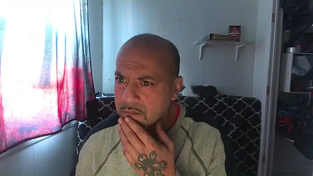 Snapshot of RickStone51 chatting on 12/12/24, 02:55 RickStone51 online show from 12/12/24, 02:55