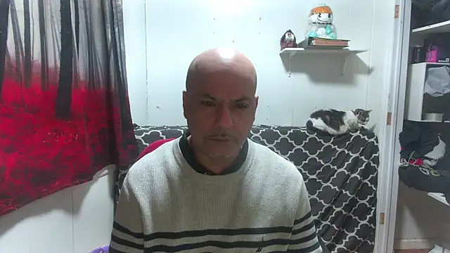 Snapshot of RickStone51 chatting on 12/17/24, 10:43 RickStone51 online show from 12/17/24, 10:43