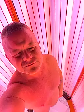 swingr online show from 12/04/25, 01:53