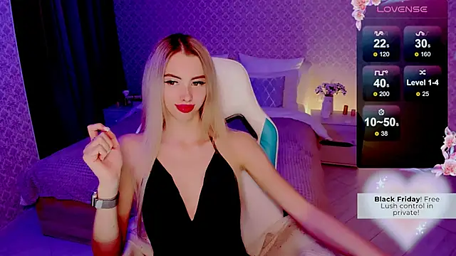 Snapshot of Emilia_Klar chatting on 12/07/24, 07:21 Emilia Klar online show from 12/07/24, 07:21