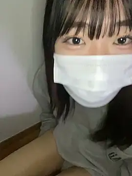 Snapshot of pantumieteruyo chatting on 12/14/24, 02:10 pantumieteruyo online show from 12/14/24, 02:10