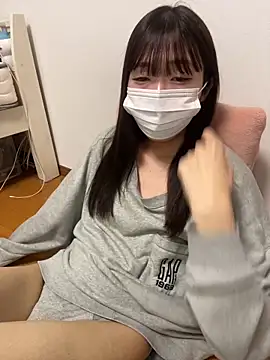 Snapshot of pantumieteruyo chatting on 03/08/25, 01:47 pantumieteruyo online show from 03/08/25, 01:47