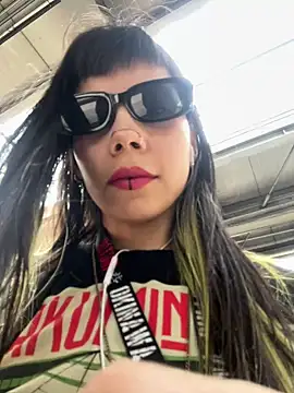 EemaHaruki online show from 02/18/25, 05:53