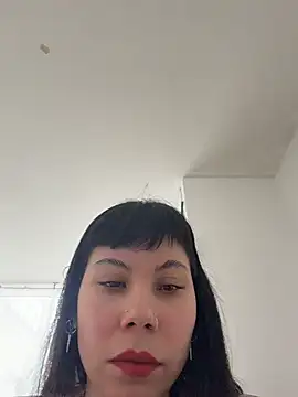 Snapshot of EemaHaruki chatting on 07/08/26, 06:12 EemaHaruki online show from 07/08/26, 06:12