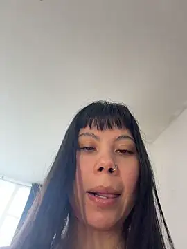Snapshot of EemaHaruki chatting on 07/27/26, 06:26 EemaHaruki online show from 07/27/26, 06:26