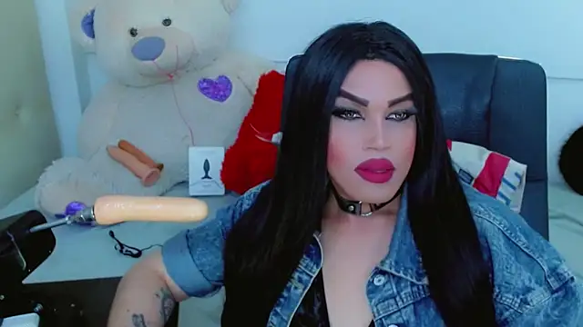 NathaliaCross online show from 10/16/25, 07:37