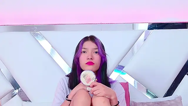 AlliciaKim online show from 01/24/25, 07:07