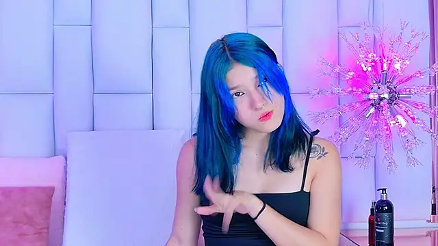 AlliciaKim online show from 03/13/25, 08:00