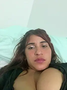 perlita05 online show from 03/14/25, 01:37