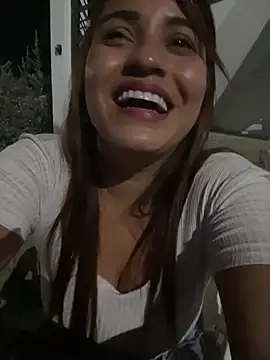 perlita05 online show from 03/21/25, 01:56