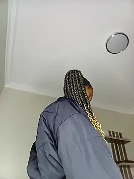 02Boitybaby online show from 12/05/24, 08:44