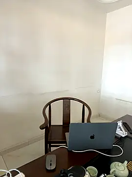 ShaoZian 1 online show from 10/19/25, 03:18