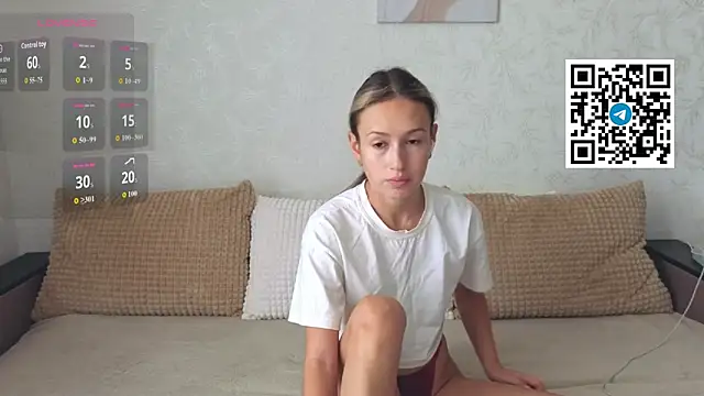 ChloeTeles  online show from 06/19/26, 05:34