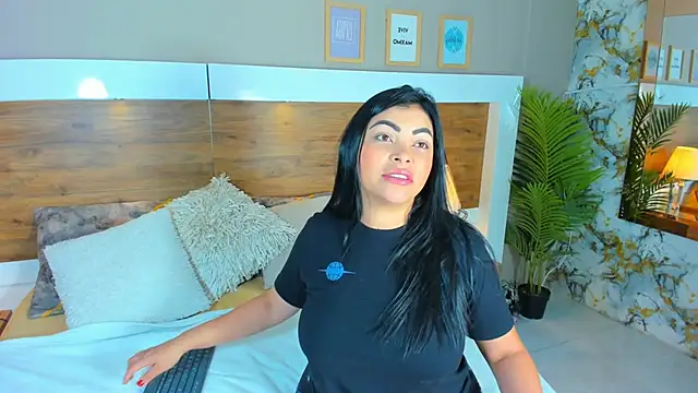 EmaBakker online show from 03/02/25, 12:32