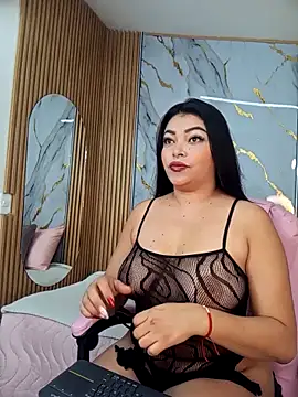 EmaBakker online show from 10/11/25, 01:20