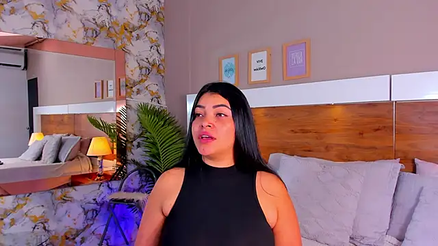 EmaBakker online show from 10/22/25, 01:22